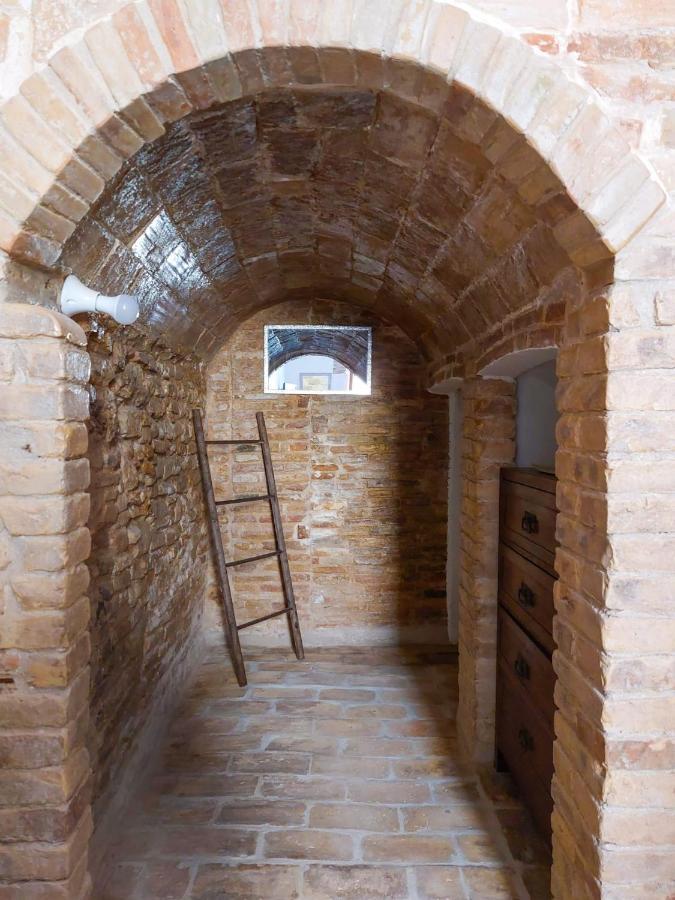 לינה וארוחת בוקר טרמולי Tiny House מראה חיצוני תמונה